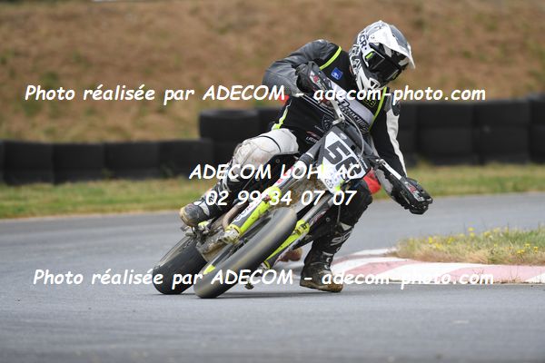 http://v2.adecom-photo.com/images//8.MOTO/2023/10_SUPERMOTARD_LOHEAC_2023/CHALLENGER/STEFANI_Samy/41A_6757.JPG