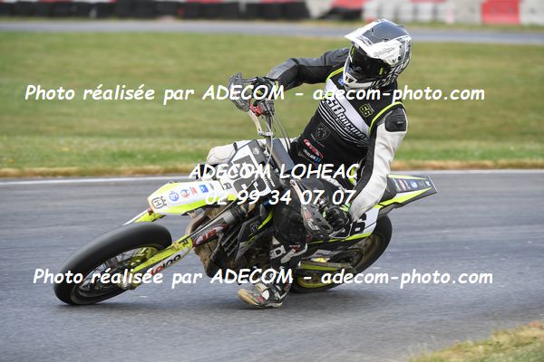 http://v2.adecom-photo.com/images//8.MOTO/2023/10_SUPERMOTARD_LOHEAC_2023/CHALLENGER/STEFANI_Samy/41A_9254.JPG