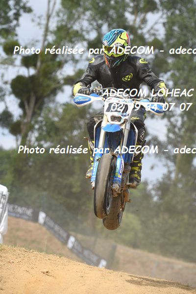 http://v2.adecom-photo.com/images//8.MOTO/2023/10_SUPERMOTARD_LOHEAC_2023/PRESTIGE_S1/BELLOT_Jordan/41A_1434.JPG
