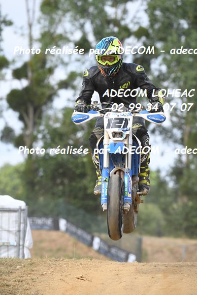 http://v2.adecom-photo.com/images//8.MOTO/2023/10_SUPERMOTARD_LOHEAC_2023/PRESTIGE_S1/BELLOT_Jordan/41A_1453.JPG