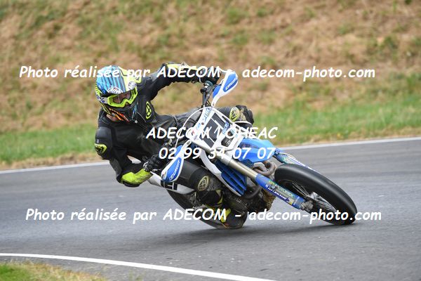 http://v2.adecom-photo.com/images//8.MOTO/2023/10_SUPERMOTARD_LOHEAC_2023/PRESTIGE_S1/BELLOT_Jordan/41A_7609.JPG