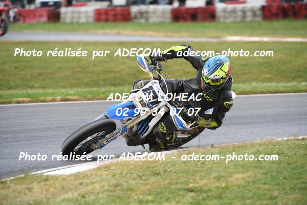 http://v2.adecom-photo.com/images//8.MOTO/2023/10_SUPERMOTARD_LOHEAC_2023/PRESTIGE_S1/BELLOT_Jordan/41A_9850.JPG