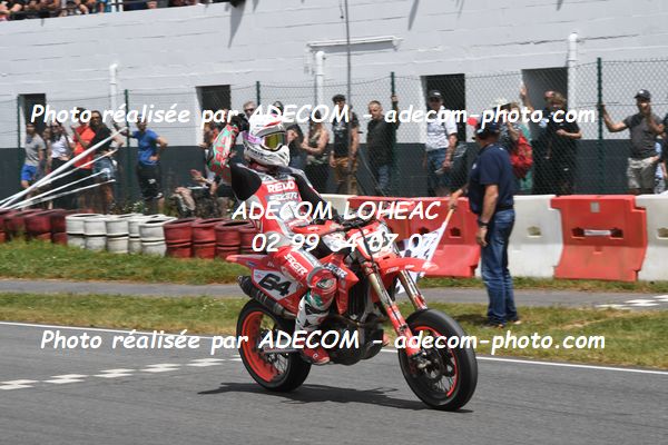 http://v2.adecom-photo.com/images//8.MOTO/2023/10_SUPERMOTARD_LOHEAC_2023/PRESTIGE_S1/BIDART_Sylvain/41A_2228.JPG