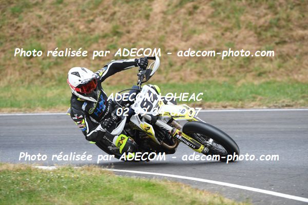 http://v2.adecom-photo.com/images//8.MOTO/2023/10_SUPERMOTARD_LOHEAC_2023/PRESTIGE_S1/MONDON_Richard/41A_7627.JPG