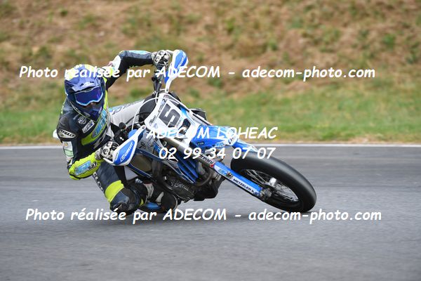http://v2.adecom-photo.com/images//8.MOTO/2023/10_SUPERMOTARD_LOHEAC_2023/PRESTIGE_S1/PERNAT_Gabin/41A_7538.JPG