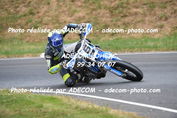 http://v2.adecom-photo.com/images//8.MOTO/2023/10_SUPERMOTARD_LOHEAC_2023/PRESTIGE_S1/PERNAT_Gabin/41A_7560.JPG