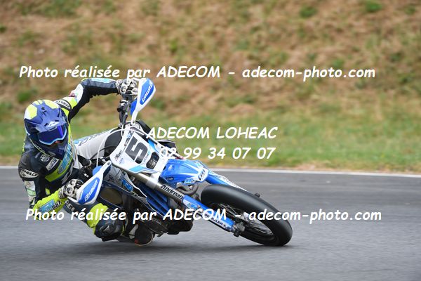 http://v2.adecom-photo.com/images//8.MOTO/2023/10_SUPERMOTARD_LOHEAC_2023/PRESTIGE_S1/PERNAT_Gabin/41A_7578.JPG