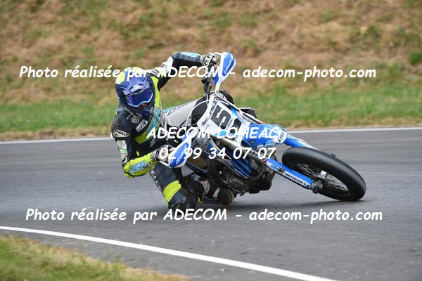 http://v2.adecom-photo.com/images//8.MOTO/2023/10_SUPERMOTARD_LOHEAC_2023/PRESTIGE_S1/PERNAT_Gabin/41A_7588.JPG