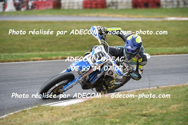 http://v2.adecom-photo.com/images//8.MOTO/2023/10_SUPERMOTARD_LOHEAC_2023/PRESTIGE_S1/PERNAT_Gabin/41A_9888.JPG