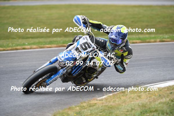 http://v2.adecom-photo.com/images//8.MOTO/2023/10_SUPERMOTARD_LOHEAC_2023/PRESTIGE_S1/PERNAT_Gabin/41A_9942.JPG