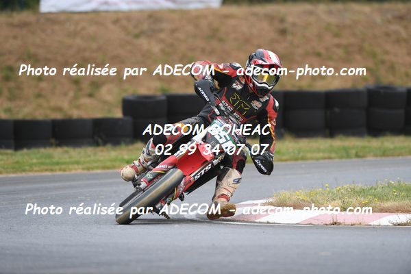 http://v2.adecom-photo.com/images//8.MOTO/2023/10_SUPERMOTARD_LOHEAC_2023/S2/BAZOT_Gregory/41A_6338.JPG