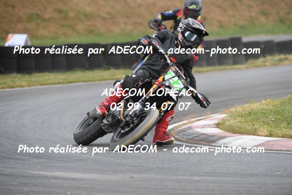 http://v2.adecom-photo.com/images//8.MOTO/2023/10_SUPERMOTARD_LOHEAC_2023/S2/GOURMET_Evan/41A_6213.JPG