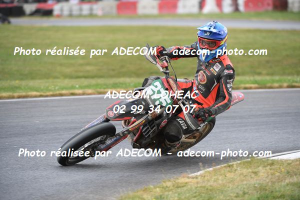 http://v2.adecom-photo.com/images//8.MOTO/2023/10_SUPERMOTARD_LOHEAC_2023/S2/GUIGUE_Evan/41A_9727.JPG