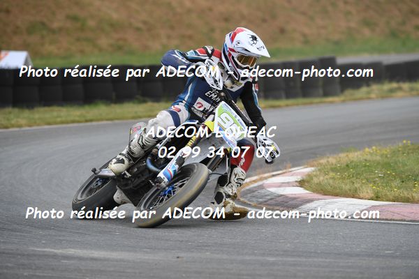 http://v2.adecom-photo.com/images//8.MOTO/2023/10_SUPERMOTARD_LOHEAC_2023/S2/LACROIX_Matthias/41A_6208.JPG