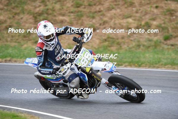 http://v2.adecom-photo.com/images//8.MOTO/2023/10_SUPERMOTARD_LOHEAC_2023/S2/LACROIX_Matthias/41A_8581.JPG