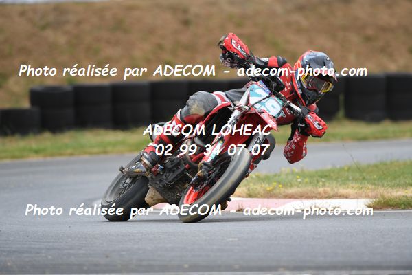 http://v2.adecom-photo.com/images//8.MOTO/2023/10_SUPERMOTARD_LOHEAC_2023/S2/PAYET_Raphael/41A_6448.JPG