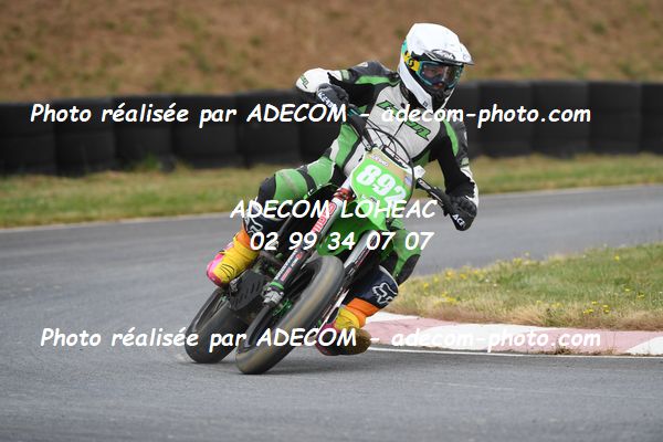 http://v2.adecom-photo.com/images//8.MOTO/2023/10_SUPERMOTARD_LOHEAC_2023/S2/QUESNEL_Bapstiste/41A_6296.JPG