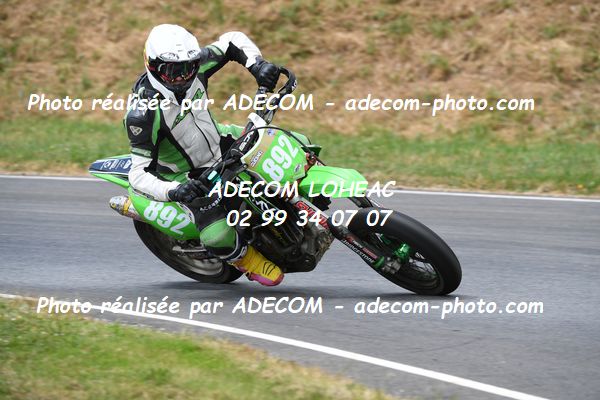 http://v2.adecom-photo.com/images//8.MOTO/2023/10_SUPERMOTARD_LOHEAC_2023/S2/QUESNEL_Bapstiste/41A_8645.JPG