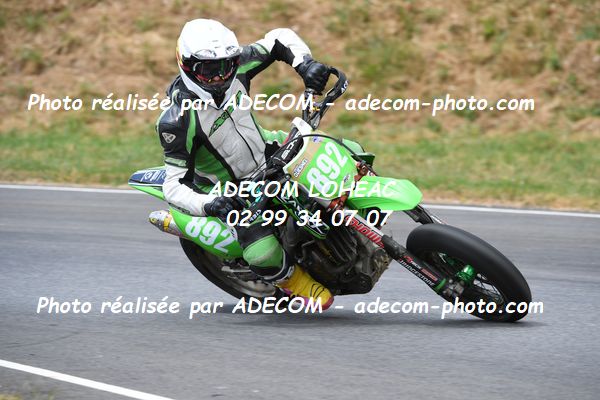 http://v2.adecom-photo.com/images//8.MOTO/2023/10_SUPERMOTARD_LOHEAC_2023/S2/QUESNEL_Bapstiste/41A_8647.JPG