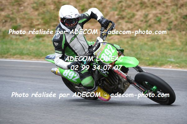 http://v2.adecom-photo.com/images//8.MOTO/2023/10_SUPERMOTARD_LOHEAC_2023/S2/QUESNEL_Bapstiste/41A_8648.JPG