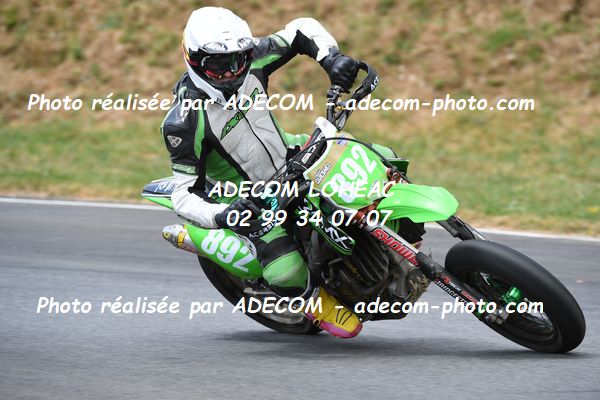 http://v2.adecom-photo.com/images//8.MOTO/2023/10_SUPERMOTARD_LOHEAC_2023/S2/QUESNEL_Bapstiste/41A_8649.JPG