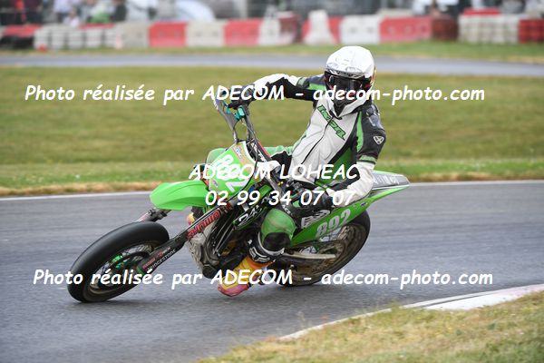 http://v2.adecom-photo.com/images//8.MOTO/2023/10_SUPERMOTARD_LOHEAC_2023/S2/QUESNEL_Bapstiste/41A_9625.JPG