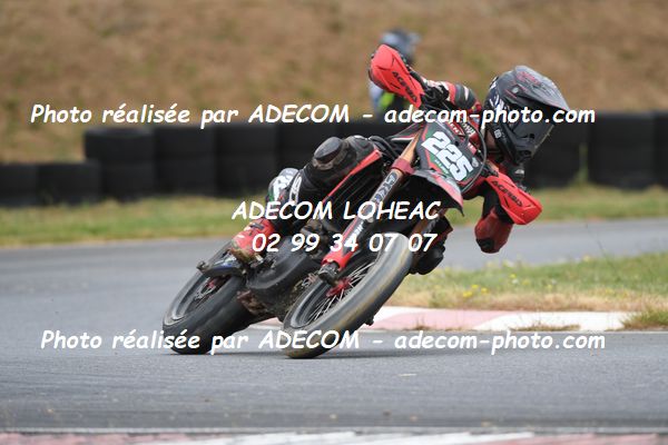 http://v2.adecom-photo.com/images//8.MOTO/2023/10_SUPERMOTARD_LOHEAC_2023/S2/RICHON_Jeremy/41A_6500.JPG