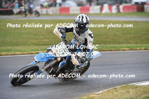 http://v2.adecom-photo.com/images//8.MOTO/2023/10_SUPERMOTARD_LOHEAC_2023/S2/TORIANI_Teo/41A_9814.JPG