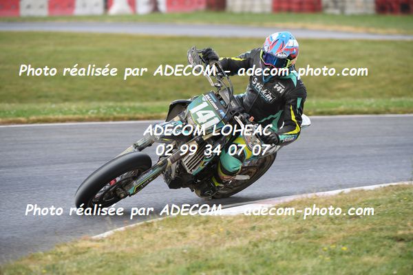 http://v2.adecom-photo.com/images//8.MOTO/2023/10_SUPERMOTARD_LOHEAC_2023/S2/VILLEMIN_Maxime/41A_9652.JPG