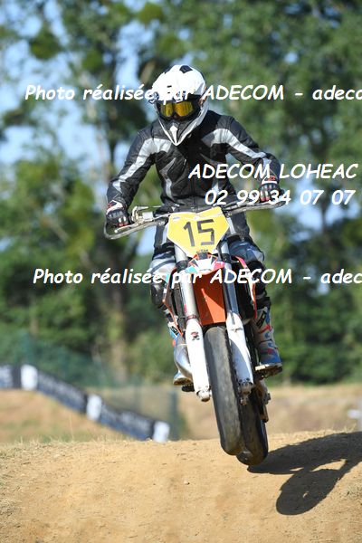 http://v2.adecom-photo.com/images//8.MOTO/2023/10_SUPERMOTARD_LOHEAC_2023/S3/ESCOULA_Leo/41A_0305.JPG