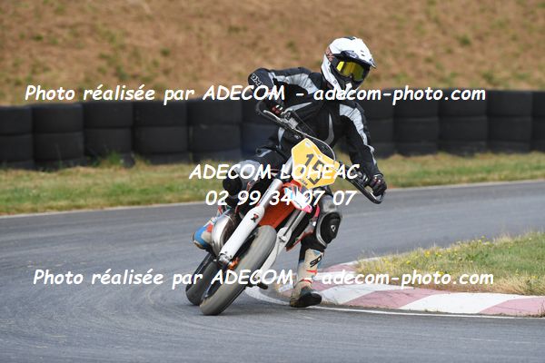 http://v2.adecom-photo.com/images//8.MOTO/2023/10_SUPERMOTARD_LOHEAC_2023/S3/ESCOULA_Leo/41A_6052.JPG