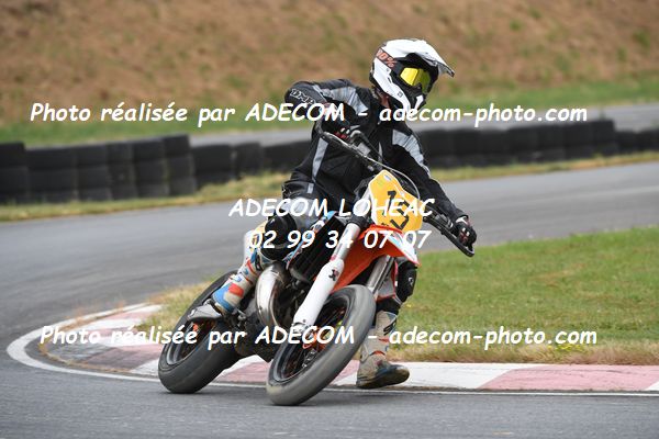 http://v2.adecom-photo.com/images//8.MOTO/2023/10_SUPERMOTARD_LOHEAC_2023/S3/ESCOULA_Leo/41A_6158.JPG