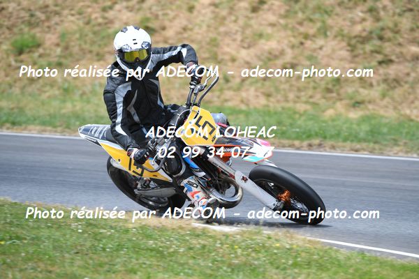 http://v2.adecom-photo.com/images//8.MOTO/2023/10_SUPERMOTARD_LOHEAC_2023/S3/ESCOULA_Leo/41A_8463.JPG