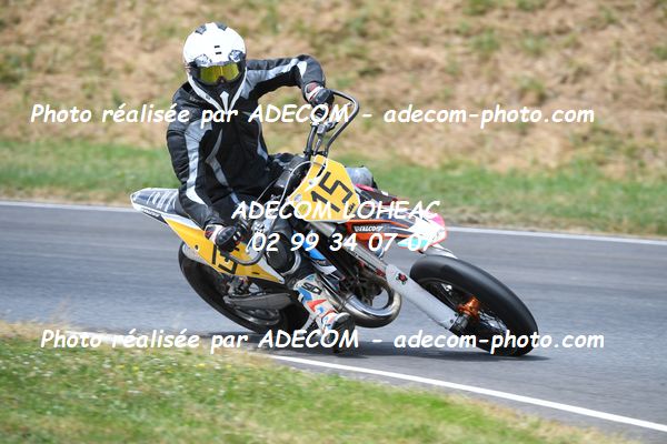 http://v2.adecom-photo.com/images//8.MOTO/2023/10_SUPERMOTARD_LOHEAC_2023/S3/ESCOULA_Leo/41A_8464.JPG