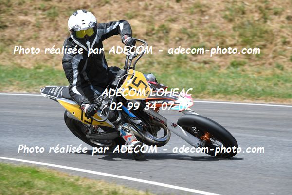 http://v2.adecom-photo.com/images//8.MOTO/2023/10_SUPERMOTARD_LOHEAC_2023/S3/ESCOULA_Leo/41A_8508.JPG