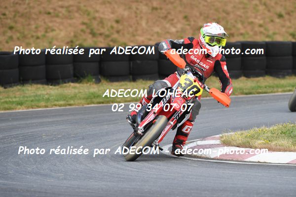 http://v2.adecom-photo.com/images//8.MOTO/2023/10_SUPERMOTARD_LOHEAC_2023/S3/GUERRERO_Tony/41A_6048.JPG