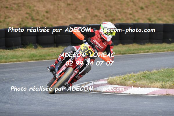 http://v2.adecom-photo.com/images//8.MOTO/2023/10_SUPERMOTARD_LOHEAC_2023/S3/GUERRERO_Tony/41A_6058.JPG