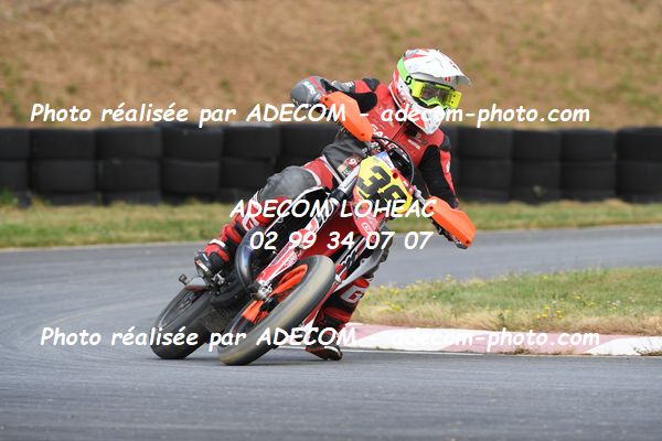 http://v2.adecom-photo.com/images//8.MOTO/2023/10_SUPERMOTARD_LOHEAC_2023/S3/GUERRERO_Tony/41A_6072.JPG