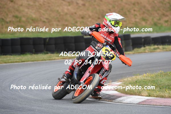 http://v2.adecom-photo.com/images//8.MOTO/2023/10_SUPERMOTARD_LOHEAC_2023/S3/GUERRERO_Tony/41A_6121.JPG