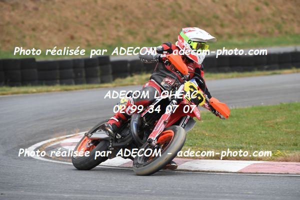 http://v2.adecom-photo.com/images//8.MOTO/2023/10_SUPERMOTARD_LOHEAC_2023/S3/GUERRERO_Tony/41A_6167.JPG