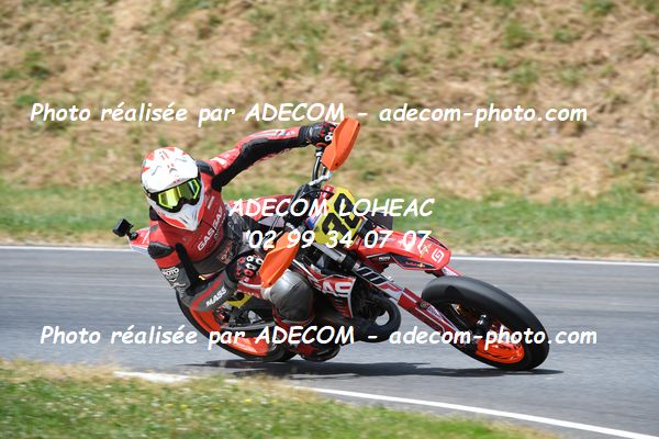 http://v2.adecom-photo.com/images//8.MOTO/2023/10_SUPERMOTARD_LOHEAC_2023/S3/GUERRERO_Tony/41A_8476.JPG