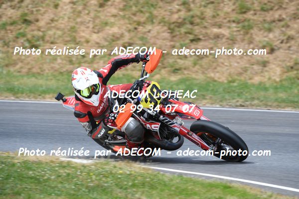 http://v2.adecom-photo.com/images//8.MOTO/2023/10_SUPERMOTARD_LOHEAC_2023/S3/GUERRERO_Tony/41A_8520.JPG