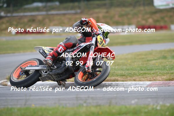 http://v2.adecom-photo.com/images//8.MOTO/2023/10_SUPERMOTARD_LOHEAC_2023/S3/GUERRERO_Tony/41A_9229.JPG