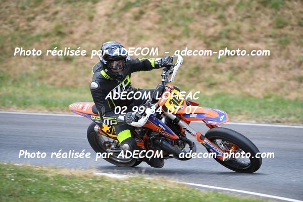 http://v2.adecom-photo.com/images//8.MOTO/2023/10_SUPERMOTARD_LOHEAC_2023/S3/MAZAUD_Thomas/41A_8471.JPG