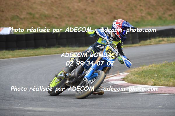 http://v2.adecom-photo.com/images//8.MOTO/2023/10_SUPERMOTARD_LOHEAC_2023/S3/PERNAT_Jules/41A_6156.JPG