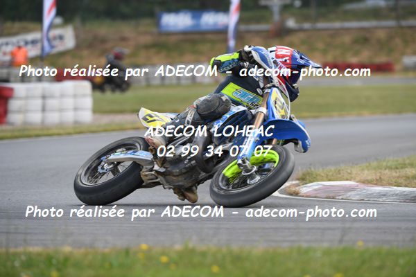 http://v2.adecom-photo.com/images//8.MOTO/2023/10_SUPERMOTARD_LOHEAC_2023/S3/PERNAT_Jules/41A_9222.JPG