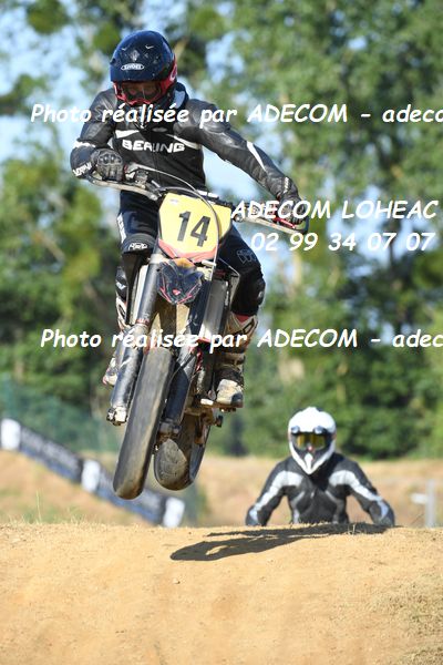 http://v2.adecom-photo.com/images//8.MOTO/2023/10_SUPERMOTARD_LOHEAC_2023/S3/POIRSON_Harry/41A_0230.JPG
