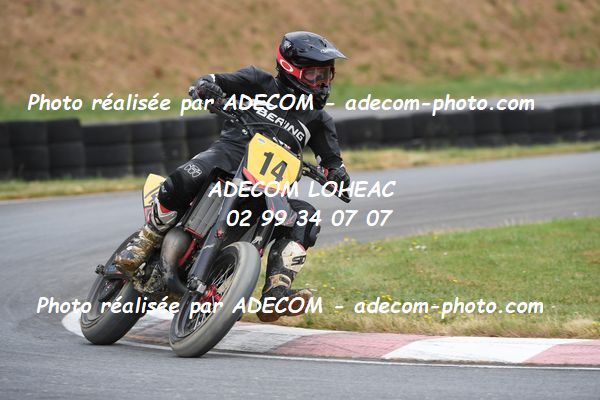 http://v2.adecom-photo.com/images//8.MOTO/2023/10_SUPERMOTARD_LOHEAC_2023/S3/POIRSON_Harry/41A_6132.JPG