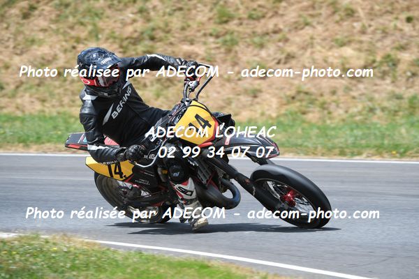 http://v2.adecom-photo.com/images//8.MOTO/2023/10_SUPERMOTARD_LOHEAC_2023/S3/POIRSON_Harry/41A_8489.JPG