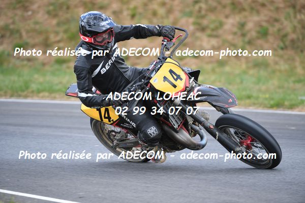 http://v2.adecom-photo.com/images//8.MOTO/2023/10_SUPERMOTARD_LOHEAC_2023/S3/POIRSON_Harry/41A_8558.JPG